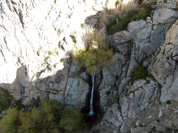 آبشار طاقا در روستای آرتیمان تویسرکان ثبت ملی شد+ عکس