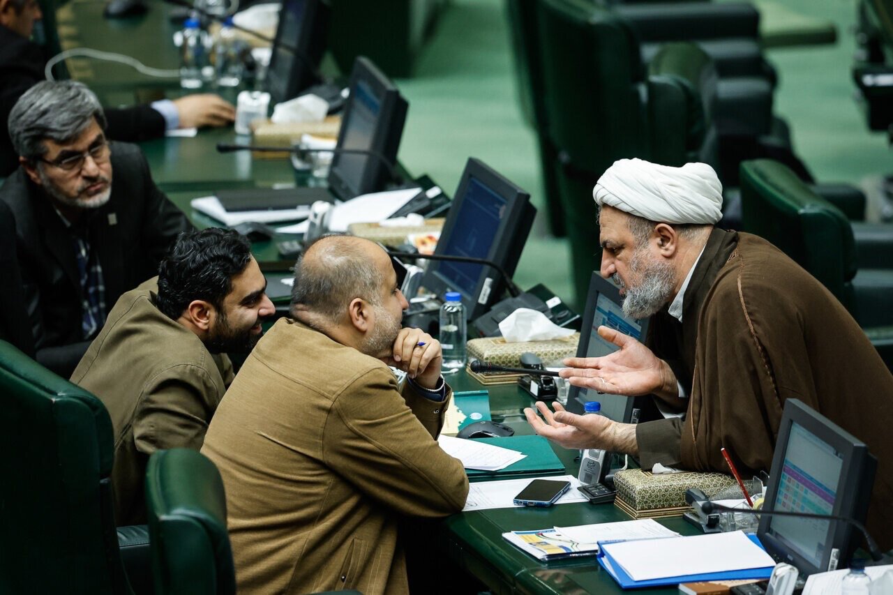 تحرکاتِ مشکوک سعید جلیلی و یارانش در ۵ سنگر/ چرا جریان جلیلی فعال‌تر از گذشته شده و چه هدفی را دنبال می‌ کند؟